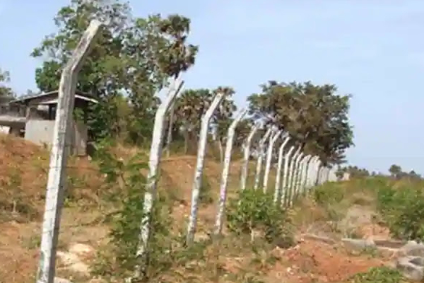 யாழில் இரண்டாயிரம் ஏக்கர் காணி அபகரிப்பா..! | Grab Two Thousand Acres Of Land In Jaffna