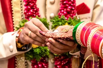 திருமண விளம்பரம் கொடுத்து 57 வயது பெண் செய்த செயல்; பொலிஸார் அதிரடி !