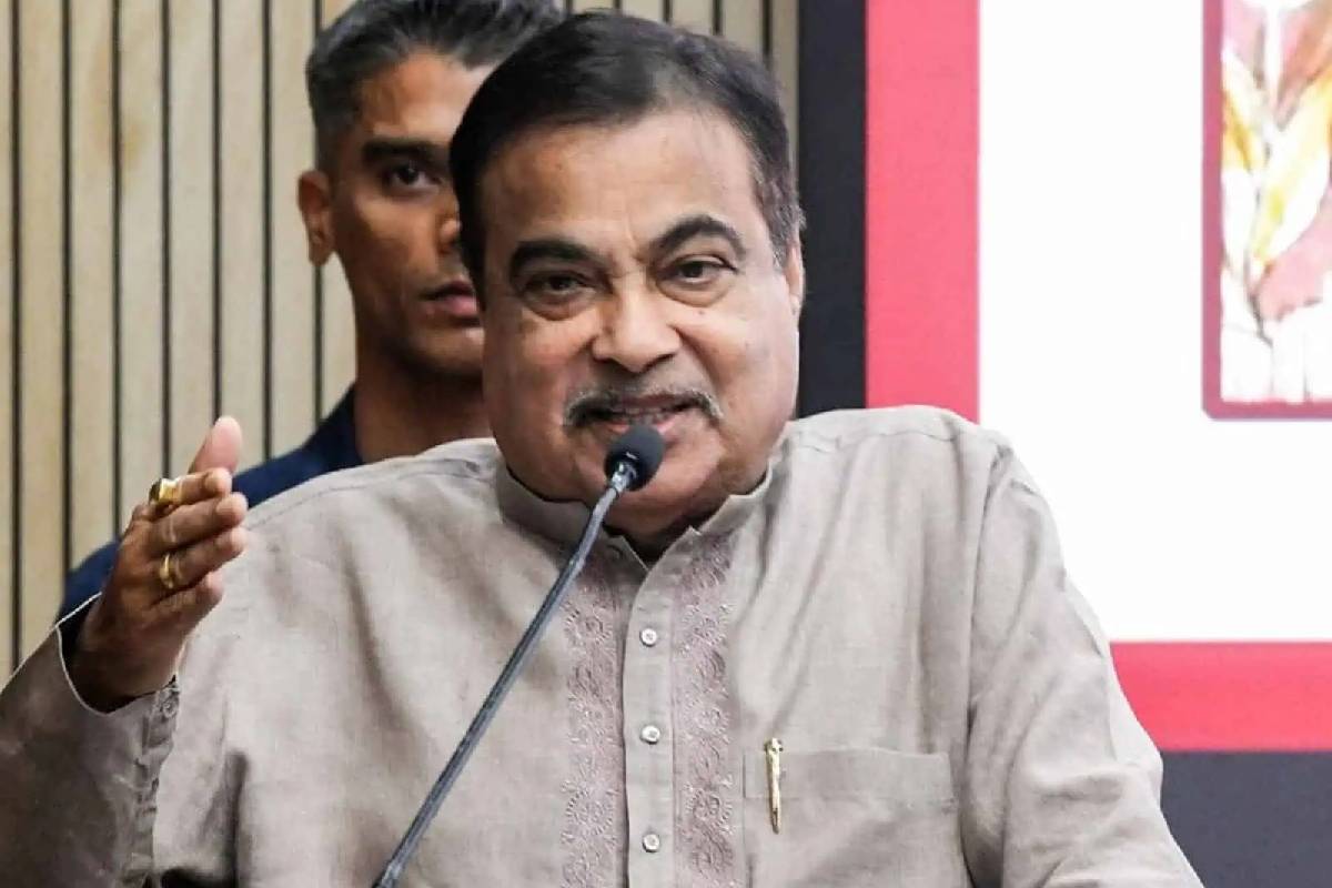 இந்தியாவில் வர உள்ள பறக்கும் பேருந்து - அமைச்சர் நிதின் கட்காரி தகவல் | Gadkari Says To Bring Flying Bus In India இந்தியாவில் வர உள்ள பறக்கும் பேருந்து - அமைச்சர் நிதின் கட்காரி தகவல் | Gadkari Says To Bring Flying Bus In India