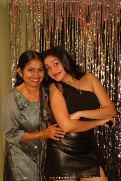 Actress Anikha: கிளாமர் உடையில் பிறந்தநாள் கொண்டாட்டம்... வைரலாகும் அனிகாவின் புகைப்படம் | Actress Anikha Surendran Birthday Photos Viral