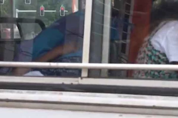 முன்னாள் பொலிஸ் அதிகாரியின் மோசமான செயல் - 6 இளம் பெண்களுடன் கைது