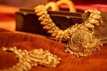 மீண்டும் எகிறிய தங்கம் விலை - இன்றைய ரேட் இதுதான்!