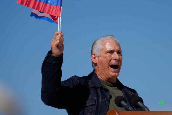 வெனிசுலாவை அடுத்து ட்ரம்பின் அச்சுறுத்தலுக்கு இலக்கான நாடு... சீனா அளித்த வாக்குறுதி | China Promises For Cuba