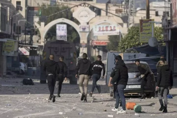 இஸ்ரேலிய படையினர் மேற்கொண்ட தாக்குதலில் 9 பாலஸ்தீனியர்கள் உயிரிழப்பு!