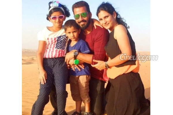 மாடியில் இருந்து விழுந்த மகள், ரத்தம் கொட்ட... மோசமாக சம்பவம் குறித்து ஜித்தன் ரமேஷ் | Actor Jithan Ramesh About His Daughter மாடியில் இருந்து விழுந்த மகள், ரத்தம் கொட்ட... மோசமாக சம்பவம் குறித்து ஜித்தன் ரமேஷ் | Actor Jithan Ramesh About His Daughter