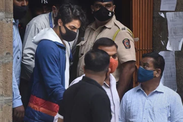 ஆர்யன் கான் ஜாமீனில் விடுவிப்பு - 14 பிணை நிபந்தனைகளை நீதிமன்றம் விதித்தது