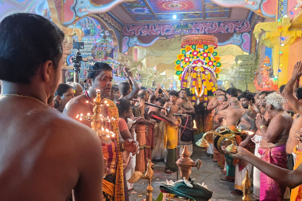 நாட்டின் பல பகுதிகளிலும் ஆடி அமாவாசை தினத்தை முன்னிட்டு விசேட நிகழ்வுகள் | Aadi Amavasya Theerthotsavam At Mamangeswarar