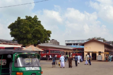 யாழில் விற்பனையில் ஈடுபட்ட 13 வயது சிறுமி; பெற்றோரை கைது செய்ய உத்தரவு