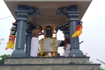 இன்று குடமுழுக்கு கண்ட யாழ்.செம்மணி வாயில் சிவன் கோவில்! (Photos)