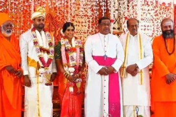 திருமண பந்தத்தில் இணைந்த இரு முக்கிய பிரமுகர்களின் வாரிசுகள்!