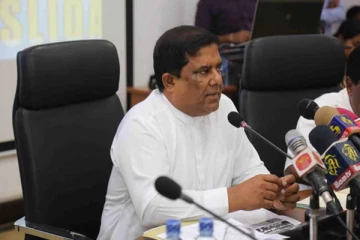 பிளவடைகின்றது ஐக்கிய மக்கள் சக்தி! ரணில் பக்கம் தாவப் பலர் தயார்: வஜிர அபேவர்தன தகவல்