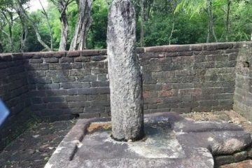 இலங்கை தமிழர் பகுதிக்குள் சிதைந்து கிடக்கும் சிவாலயம்! அறியப்படாத வரலாற்று பொக்கிஷம் கண்டுபிடிப்பு
