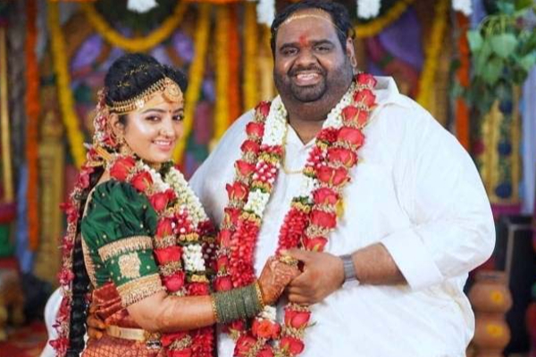 அவள் என்மீது படுத்தால்... மகாலட்சுமி பற்றி ரவீந்தர் ஓபன் டாக் | Ravinder Mahalakshmi Bedroom Question Netizens