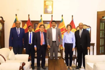 கிழக்கு ஆளுநரை சந்தித்த வெளிநாட்டு தூதுவர்கள்!