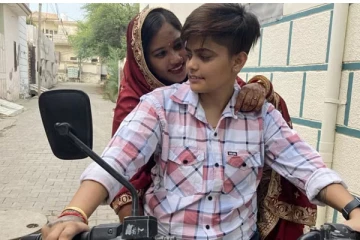 2 பேரும் பொண்ணுன்னே தெரியாது; தன்பாலின ஜோடிக்கு திருமணம் - மதகுரு பணிநீக்கம்!