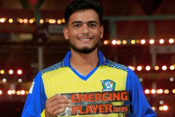 சென்னை அணியால் போட்டி போட்டு வாங்கப்பட்ட பிரசாந்த் வீர் - கார்த்திக் சர்மா | Csk Team 2026 Ipl Introduces Two New Young Players சென்னை அணியால் போட்டி போட்டு வாங்கப்பட்ட பிரசாந்த் வீர் - கார்த்திக் சர்மா | Csk Team 2026 Ipl Introduces Two New Young Players