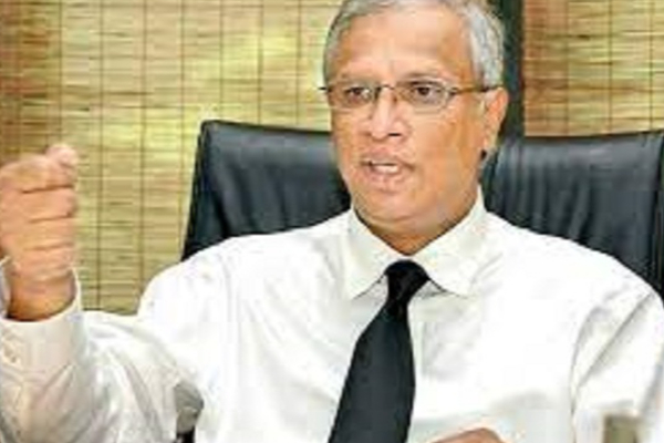 நாடாளுமன்றில் சுமந்திரன் தெரிவித்த விடயம் - அம்பலப்படுத்திய ஹக்கீம் | Why Clamor Power Sharing In Undivided Sri Lanka