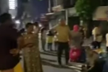 ගෑස් නිසා උණුසුම් වූ ආමර් වීදිය උණුසුම් කළ නවතම සිදුවීම මෙන්න..