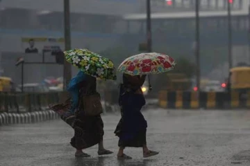 දිවයිනේ ඇතැම් ප්‍රදේශවලට අදත් හවසට වැසි