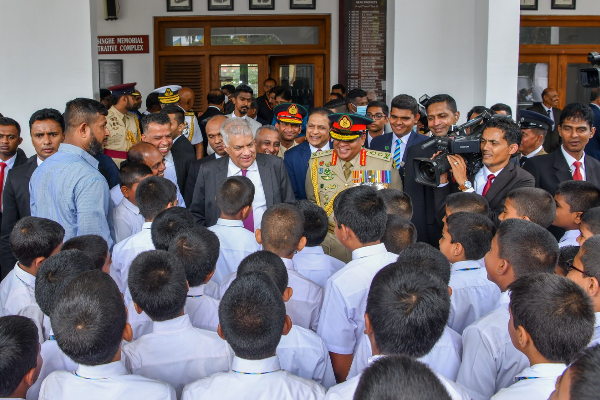அனைத்துத் துறைகளையும் நவீனமயமாக்கி நாட்டை முன்னோக்கி கொண்டு செல்வதே எனது எதிர்பார்ப்பு - ரணில் விக்ரமசிங்க | Strengthen The Economy Of The Sri Lanka Ranil
