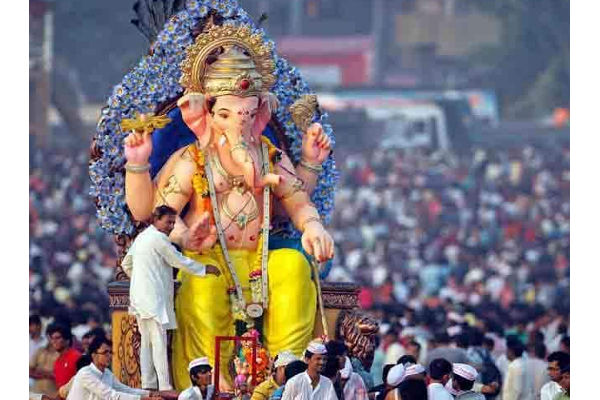 நீண்ட நேர ஆலோசனை - ஈத்கா மைதானத்தில் விநாயகர் சதுர்த்தி கொண்டாட அனுமதி! | Uppalli Eidka Ground Vinayagar Chaturthi