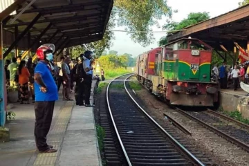 அதிகாலையில் கோர விபத்து - இருவர் பலி