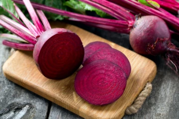 ரத்தத்தை சுத்திகரித்து, கல்லீரலை பலப்படுத்தும் பீட்ரூட்டின் எண்ணிடலங்கா பயன்கள்