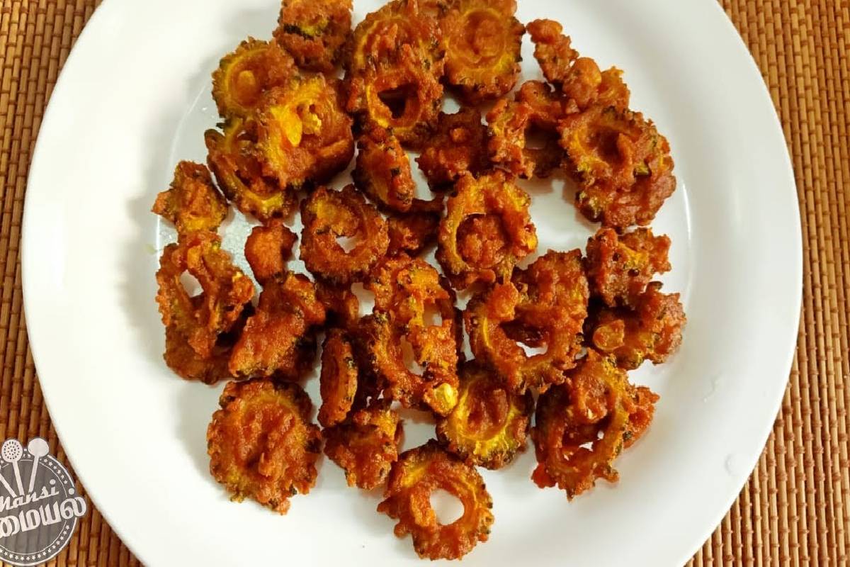 பாகற்காய் சிப்ஸ் - கசப்பே இல்லாமல் எப்படி செய்வது? தயிர் சாதத்திற்கு சூப்பர் | Crispy Bitter Gourd Chips Without Bitterness