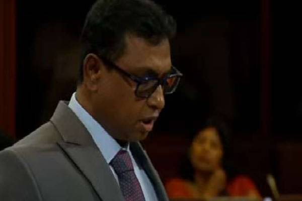 சர்ச்சைக்குரிய 323 கொள்கலன்கள் விவகாரம் ; புதிய குழு உறுப்பினர் உபாலி பன்னிலகே நியமனம் | Appointment New Committee Member Upali Pannilake