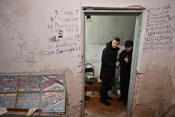 புட்டினின் இறுதி வாழ்நாள் மோசமானதாக அமையும் - ஜெலென்ஸ்கி | Ukraine Russia War Putin Spend Dark Basement Life