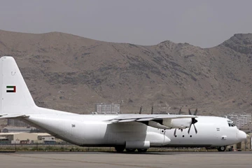 தலீபான்கள் ஆட்சியில்   ஆப்கானில்  தரையிறங்கிய முதல் வெளிநாட்டு விமானம்!