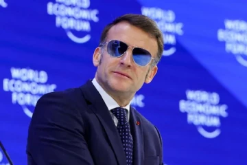 பிரான்ஸ் ஜனாதிபதியின் பரபரப்பு தகவல் ; முற்று பெறும் அரசியல் வாழ்க்கை