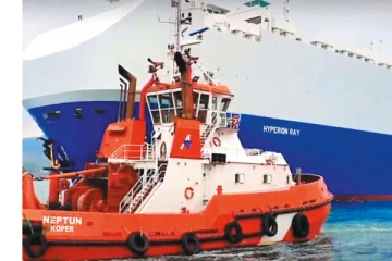 இஸ்‌ரேல் நாட்டின் வர்த்தக கப்பல் மீது வெடிகுண்டு தாக்குதல்