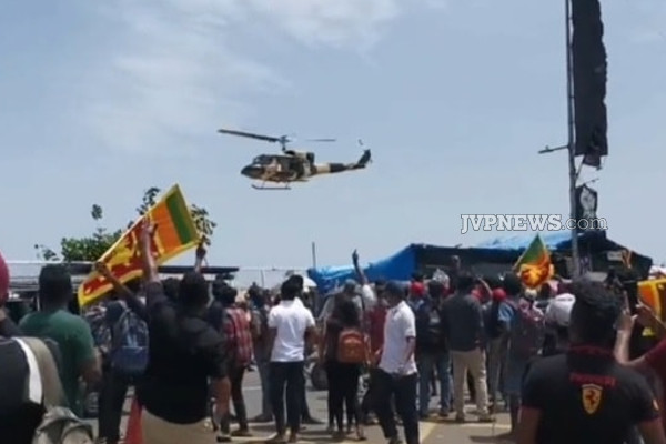 கொழும்பை வட்டமிடும் உலங்கு வானூர்திகளால்   அச்சம்! | Fear Of Ulangu Airplanes Circling Colombo Curfew