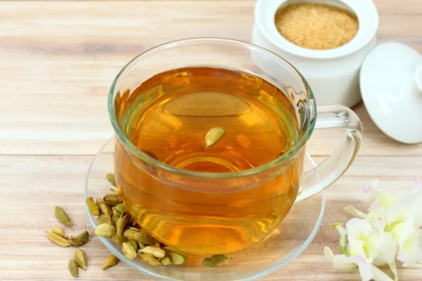 ஏலக்காய் நீரை தினமும் குடித்து வந்தால் என்ன நடக்கும் தெரியுமா? இனியாவது முழுசா தெரிஞ்சிக்கோங்க....! | How Cardamom Water Can Help In Weight Loss