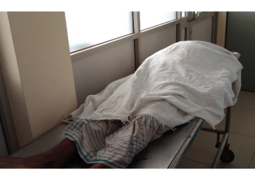 கிளிநொச்சியில் விவசாயியொருவர் சந்தையில் விழுந்து மரணம்