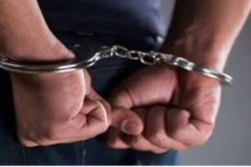 හදිසියේ මොකක් හරි හේතුවකට ඔබව අත්අඩංගුවට ගැනීමක් කළොත්? ඔබ කළ යුතු දේ මෙන්න..