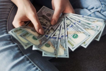 டொலரின் பெறுமதி மேலும் அதிகரித்தது! கடும் வீழ்ச்சியில் ரூபா