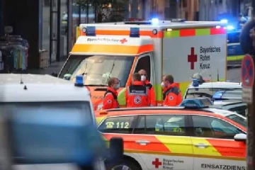 ஜேர்மன் கத்திக்குத்து தாக்குதலில் பாதிக்கப்பட்ட அனைவரும் பெண்களே..காரணம் என்ன?