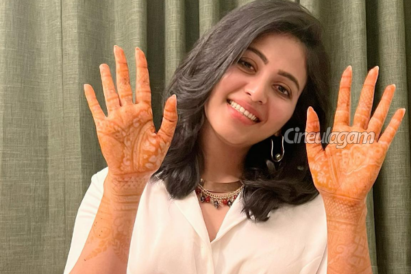 அப்படி ஒரு ரிலேஷன்ஷிப் எனக்கு தேவையில்ல.. கோபமாக பேசிய அஞ்சலி | Anjali About Toxic Relationship அப்படி ஒரு ரிலேஷன்ஷிப் எனக்கு தேவையில்ல.. கோபமாக பேசிய அஞ்சலி | Anjali About Toxic Relationship