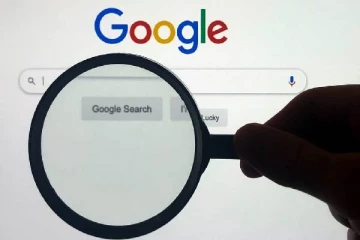 Google Search -ல் தற்கொலை குறித்து தேடிய இளைஞர்: உடனே உயிரை காப்பாற்றிய பொலிஸ்