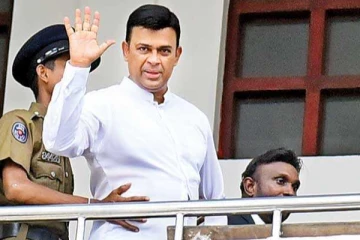 வைத்தியசாலையில் அனுமதிக்கப்பட்டார்  ரஞ்சன் ராமநாயக்க
