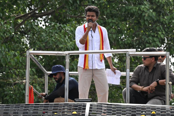 சென்னைக்கு வரவழைக்கப்பட உள்ள பாதிக்கப்பட்ட மக்கள்? - விஜய் திட்டத்தில் முக்கிய மாற்றம் | Vijay Plan To Meet Karur Victims Family In Chennai