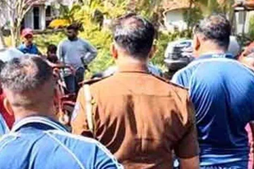 தமிழர் பகுதியில் சம்பவம் ; 35 வருடங்களின் பின் வீட்டிற்கு வந்த தந்தை மகனுக்கு அரங்கேற்ற காத்திருந்த கொடூரம்