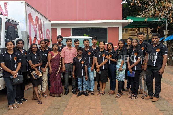 வவுனியா பல்கலைக்கழக ஊடகக் கற்கை மாணவர்கள் ஊடக நிறுவனங்களுக்கு கள விஜயம் | Media Students Of Vavuniya University Field Visit