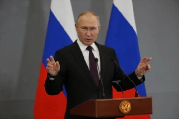 நான்கு உக்ரைன் பிராந்தியங்களில் புடின் விதித்த சிறப்பு சட்டம்: அதன் முக்கிய அம்சம் என்ன?