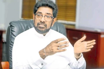 சுகாதார அமைச்சருக்கு வலுக்கும் எதிர்ப்பு: சபாநாயகரிடம் சமர்ப்பிக்கப்படவுள்ள மனு