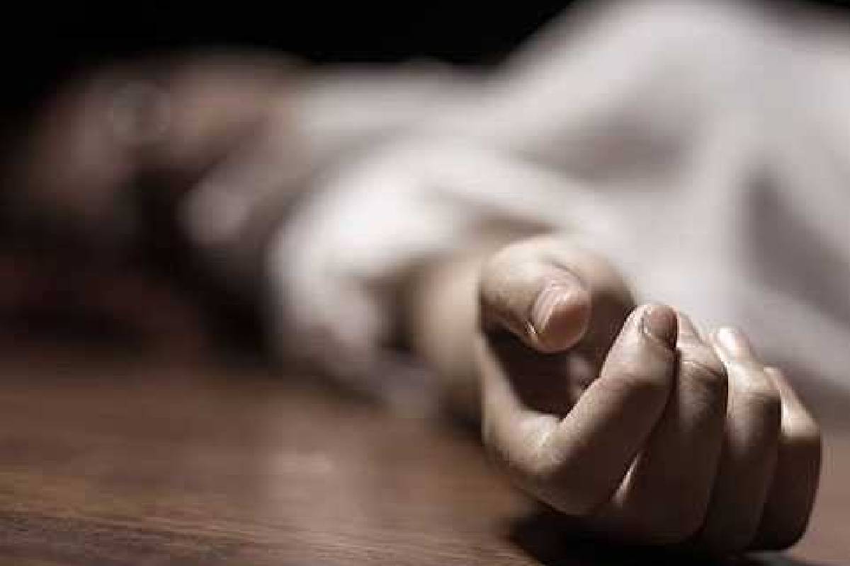 கம்பளை- மகாவலி ஆற்றில் இருந்து ஆண் ஒருவரின் சடலம் மீட்பு! | Male Body Found Floating In The Gampola River கம்பளை- மகாவலி ஆற்றில் இருந்து ஆண் ஒருவரின் சடலம் மீட்பு! | Male Body Found Floating In The Gampola River