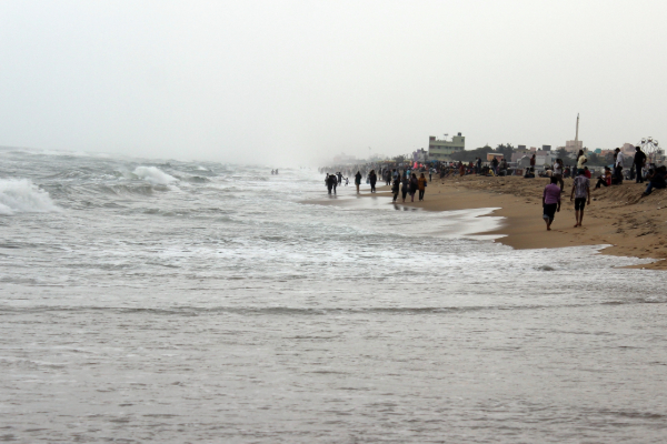 இலங்கை மாணவி உள்ளிட்ட 4 பெண்களின் உடல்கள் ; சென்னையில் பரபரப்பு | Body 4Girls Found Chennai Ennore Beach Lankan Girl இலங்கை மாணவி உள்ளிட்ட 4 பெண்களின் உடல்கள் ; சென்னையில் பரபரப்பு | Body 4Girls Found Chennai Ennore Beach Lankan Girl