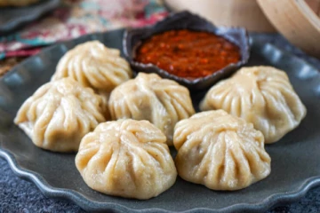 குழந்தைகள் விரும்பி உண்ணும் சுவையான மோமோஸ்.., வீட்டிலேயே எப்படி செய்வது?